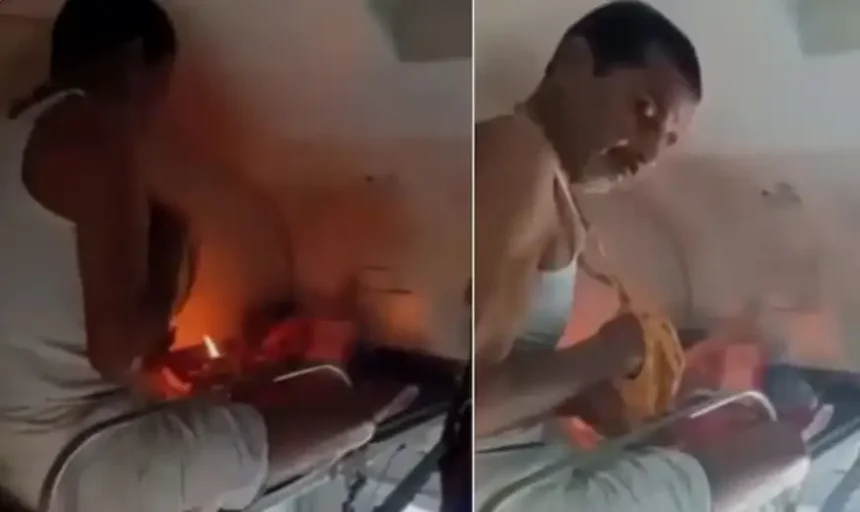 ரயிலின் ஏசி கோச்சில் பூஜை செய்யும் நபர்