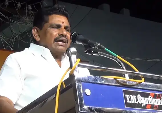 தி.மு.க எம்.எல்.ஏ அனிதா ராதாகிருஷ்ணன் பொதுக்கூட்டத்தில் உரையாற்றுகிறார்