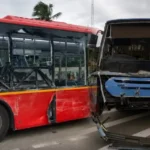 சென்னையில் நேருக்கு நேர் மோதிய மாநகரப் பேருந்துகள்
