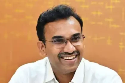 முதலமைச்சர் விஜய் மற்றும் சுகாதாரத்துறை அமைச்சர் அருண்ராஜ் அரசு மருத்துவமனையில் ஆய்வு