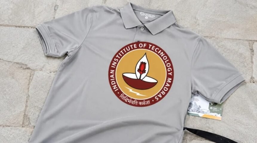 சென்னை ஐஐடி வளாகம் அல்லது 'Freshers Kit 2026' பெட்டகம்