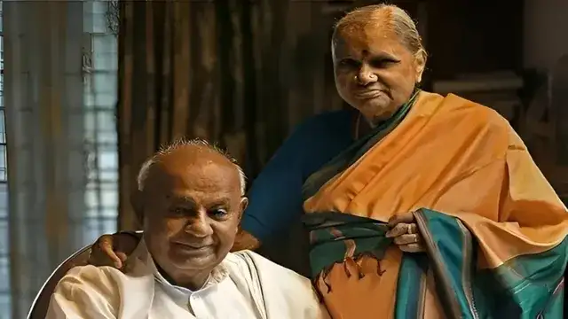 முன்னாள் பிரதமர் தேவகவுடாவின் மனைவி சென்னம்மா அவர்களின் புகைப்படம்