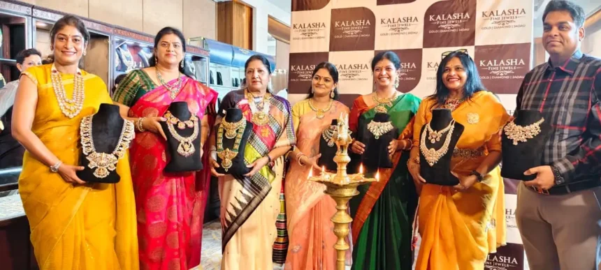கோவையில் கைவினை நகைக் கண்காட்சி