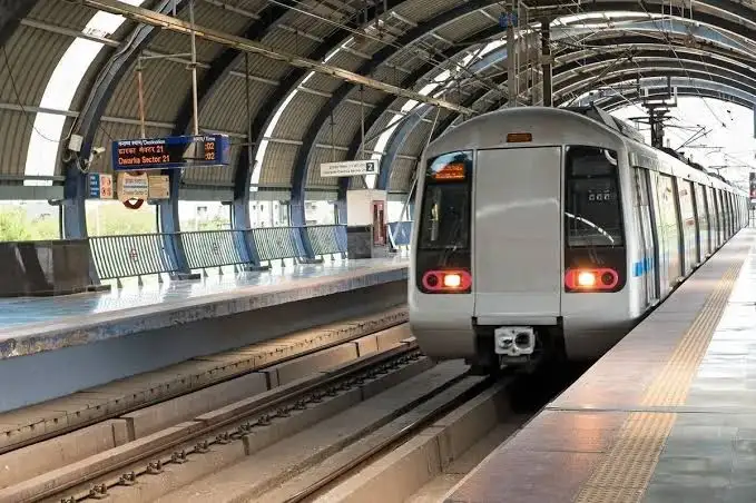 டெல்லியில் மூடப்பட்டுள்ள மெட்ரோ ரயில் நிலையங்கள்