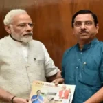 புதிய கல்வித்துறை அமைச்சராக நியமிக்கப்பட்டுள்ள பிரகலாத் ஜோஷி