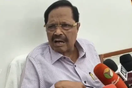 திமுக பொதுச்செயலாளர் துரைமுருகன் செய்தியாளர்களிடம் பேசுகிறார்