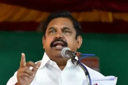 அதிமுக பொதுச்செயலாளர் எடப்பாடி பழனிசாமி