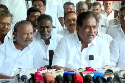 முன்னாள் அமைச்சர் மூர்த்தி செய்தியாளர்களை சந்திக்கும் காட்சி