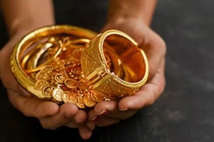 தங்கம் விலை குறைவு குறித்த செய்தி