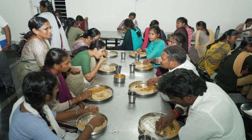 சமூகநீதித் துறை அறிவிப்பு பலகை