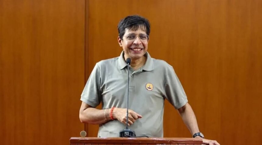 சென்னை ஐ.ஐ.டி இயக்குநர் தேர்வுச் சீர்திருத்தக் குழுவில் இடம்பெற்றுள்ளார்.