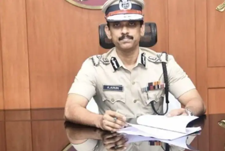 ஐபிஎஸ் அருண் மற்றும் அவரது மனைவி யமுனாதேவி வீடுகளில் வருமான வரித்துறை அதிகாரிகள் சோதனை