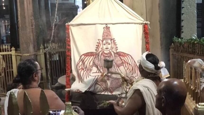 மதுரை கள்ளழகர் கோவில் திருவிழா கொடியேற்றம்