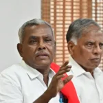 மார்க்சிஸ்ட் கம்யூனிஸ்ட் கட்சி மாநிலச் செயலாளர் பெ.சண்முகம் அறிக்கை வெளியிடுகிறார்