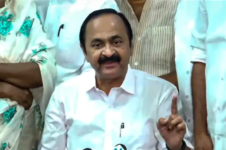 கேரள முதல்வர் பினராயி விஜயன் தமிழக அரசுக்கு கடிதம் எழுதுகிறார்