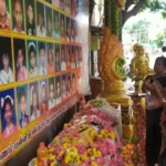 கும்பகோணம் பள்ளி தீ விபத்தில் உயிரிழந்த குழந்தைகளின் நினைவு தினத்தில் அஞ்சலி செலுத்தும் பெற்றோர்கள்