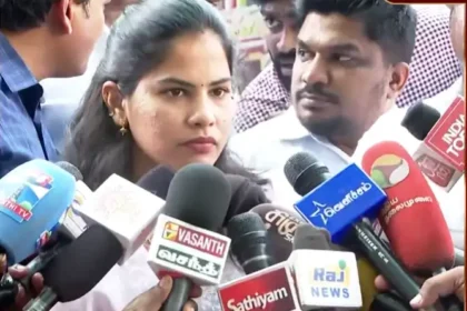 சென்னை மாநகராட்சி மேயர் பிரியா புகார் அளிக்கும் காட்சி