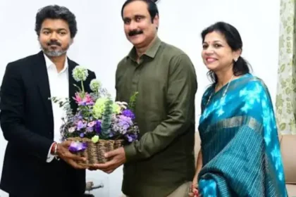 பாமக தலைவர் அன்புமணி ராமதாஸ் செய்தியாளர்களிடம் பேசுகிறார்