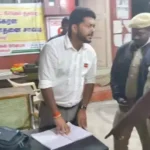 தமிழக கனிமவளத்துறை அமைச்சர் டி.கே. பிரபு