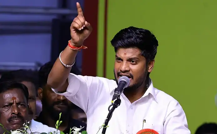இந்து சமய அறநிலையத்துறை அமைச்சர் ரமேஷ் விளக்கம் அளிக்கிறார்