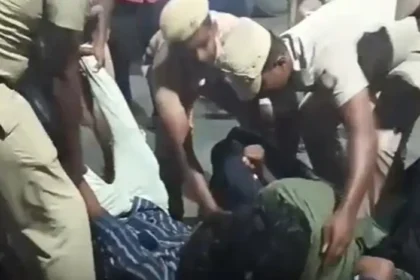 நீட் தேர்வுக்கு எதிராக போராடிய மாணவர்கள் மதுரையில் கைது செய்யப்பட்டனர்