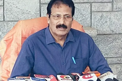புதிய தமிழகம் கட்சித் தலைவர் கிருஷ்ணசாமி பழனி கோயில் நில மோசடி குறித்துப் பேசுகிறார்