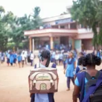 புதுச்சேரி மாநில அரசு அறிவிப்பு பலகை