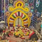 ராசிபுரம் பொங்களாயி அம்மன் கோவில் திருவிழாவில் பக்தர்கள்