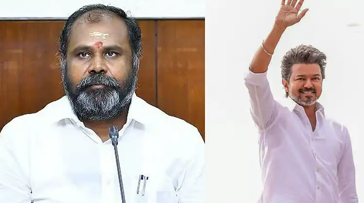 அதிமுகவின் ஆர்.பி.உதயகுமார் செய்தியாளர் சந்திப்பில் பேசுகிறார்