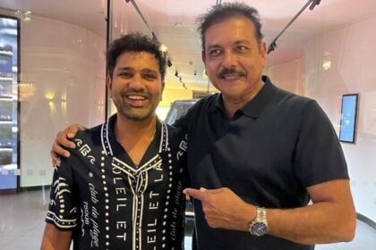 லண்டனில் முன்னாள் பயிற்சியாளர் ரவி சாஸ்திரியுடன் புதிய தோற்றத்தில் ரோஹித் சர்மா