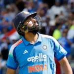 ரோஹித் ஷர்மா ஒருநாள் கிரிக்கெட் விளையாடும் காட்சி