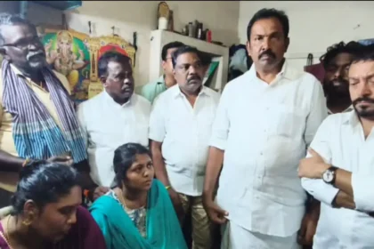 சபரி வர்மன் குடும்பத்தினர் நீதி கேட்டு போராட்டம்