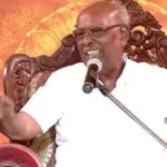 மூத்த தமிழறிஞர் சாலமன் பாப்பையா செய்தியாளர்களைச் சந்திக்கும் காட்சி
