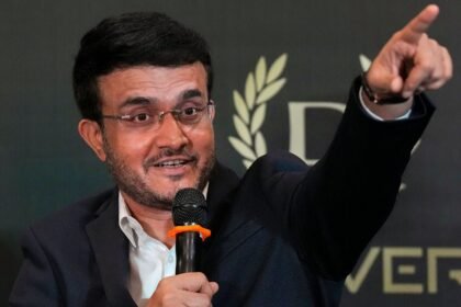 இந்திய கிரிக்கெட் அணியின் முன்னாள் கேப்டன் சவுரவ் கங்குலி