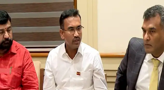 தமிழ்நாடு அரசு மருத்துவக் கல்லூரிகளில் கூடுதலாக 150 எம்பிபிஎஸ் இடங்கள் ஒதுக்கீடு குறித்த அறிவிப்பை வெளியிடும் அமைச்சர் மா. சுப்பிரமணியன் (அருண்ராஜ்)