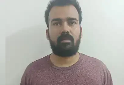 கைது செய்யப்பட்ட அமெரிக்க மென்பொறியாளர் சரத்