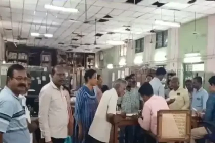 தமிழகத்தில் வட்டாட்சியர் அலுவலகங்களில் லஞ்ச ஒழிப்புத்துறை அதிகாரிகள் சோதனை