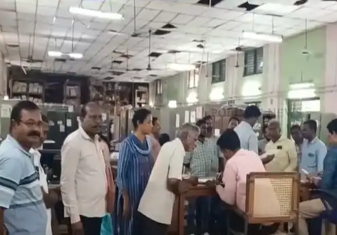 தமிழகத்தில் வட்டாட்சியர் அலுவலகங்களில் லஞ்ச ஒழிப்புத்துறை அதிகாரிகள் சோதனை