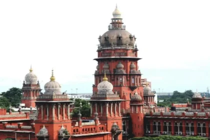 சென்னை உயர் நீதிமன்றத்தில் ஆசிரியர் தகுதித் தேர்வு வழக்கு விசாரணை