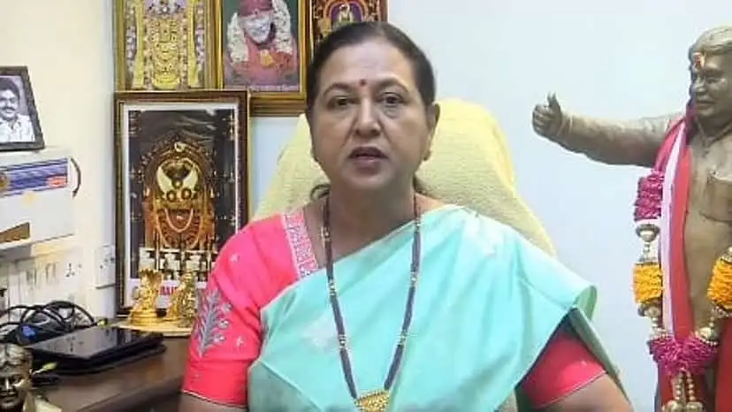 தேமுதிக பொதுச்செயலாளர் பிரேமலதா விஜயகாந்த் அறிக்கை வெளியிடுதல்