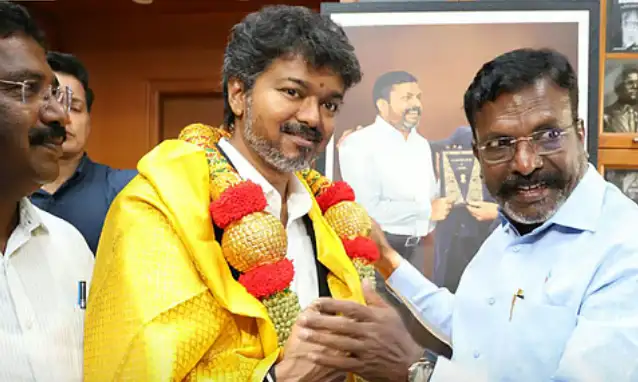 விசிக தலைவர் தொல். திருமாவளவன் செய்தியாளர்களிடம் பேசுகிறார்