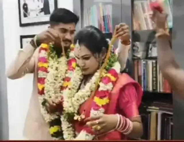 திருநங்கை துணை நடிகை கயல்விழி மற்றும் அவரது காதலன் பிரவீன்ராஜ் திருமண புகைப்படங்கள்