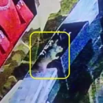 துமகூரு நகைக்கடையில் திருடு போன வைர நகைகள் மீட்கப்பட்ட காட்சி