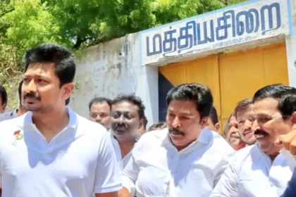 திமுக எம்எல்ஏ மார்க்கண்டேயனை பாளையங்கோட்டை சிறையில் சந்திக்கும் உதயநிதி ஸ்டாலின்