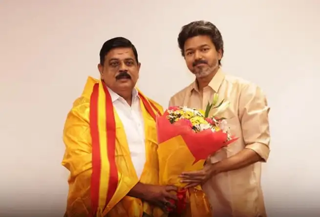 தமிழக வெற்றிக் கழக தலைவர் முதலமைச்சர் விஜய் மற்றும் உடுமலை ராதாகிருஷ்ணன்