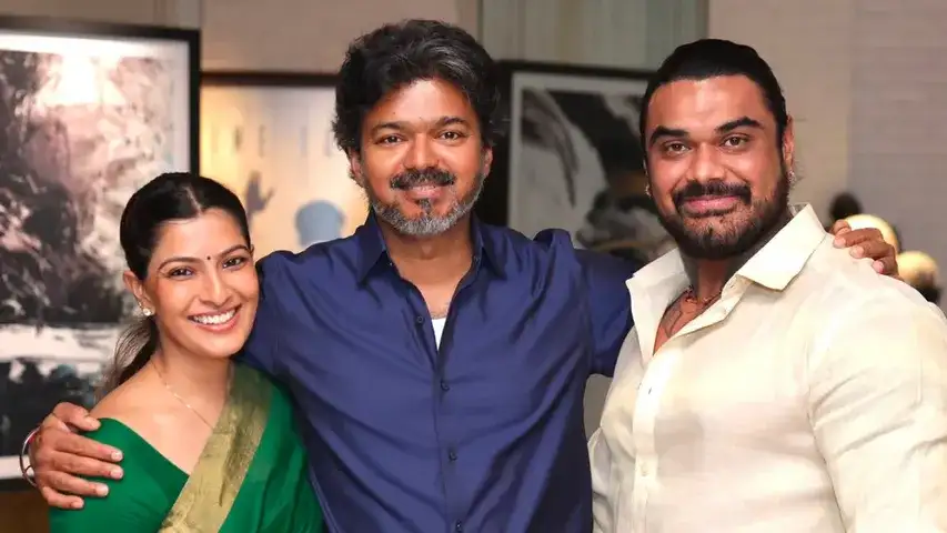 தமிழக முதலமைச்சர் விஜய்யை சந்திக்கும் நடிகை வரலட்சுமி சரத்குமார்