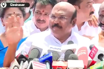 அதிமுக முன்னாள் அமைச்சர் ஜெயக்குமார் செய்தியாளர்களை சந்திக்கும் காட்சி
