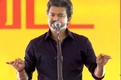 முதலமைச்சர் விஜய் கரூர் மக்கள் சந்திப்பு நிகழ்ச்சியில் உரையாற்றுகிறார்