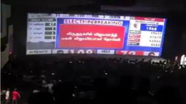 விருதுநகரில் திரையரங்கை முற்றுகையிட்ட தேமுதிகவினர்