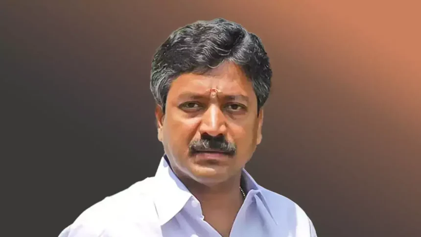 அதிமுக பொதுச்செயலாளர் எடப்பாடி பழனிசாமி